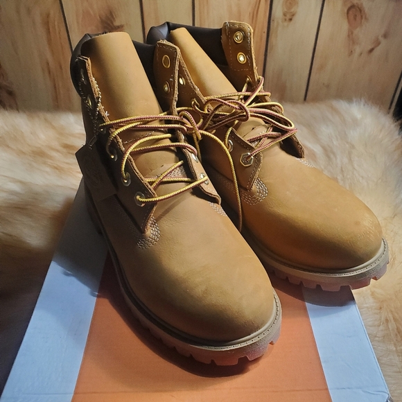 Timberland Waterproof Premium Boots 6” Wheat Nubuck Men Sz 6 Junior New in Box - Picture 9 of 15